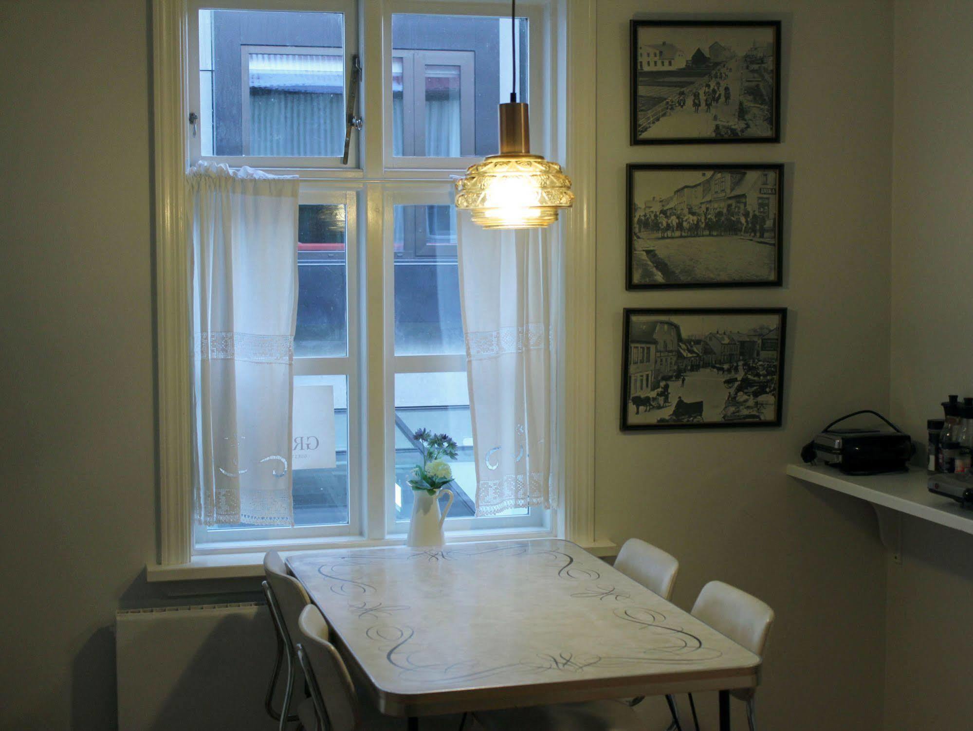 Grettir Guesthouse Reykjavik Ngoại thất bức ảnh