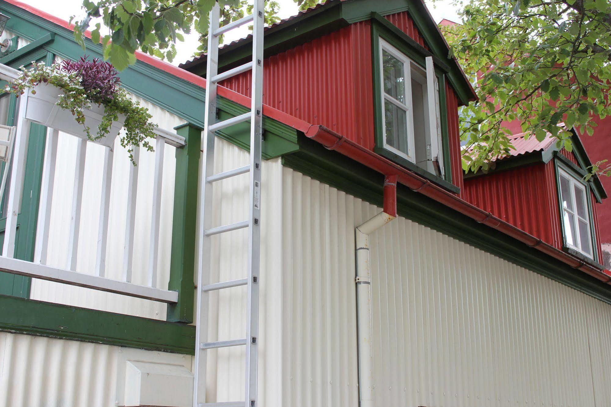 Grettir Guesthouse Reykjavik Ngoại thất bức ảnh